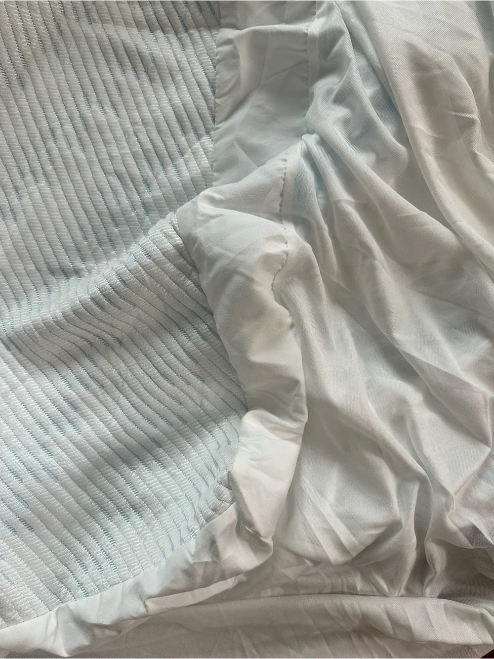 Mint green and light blue Twin XL comforter, mattress cover and fitted sheet